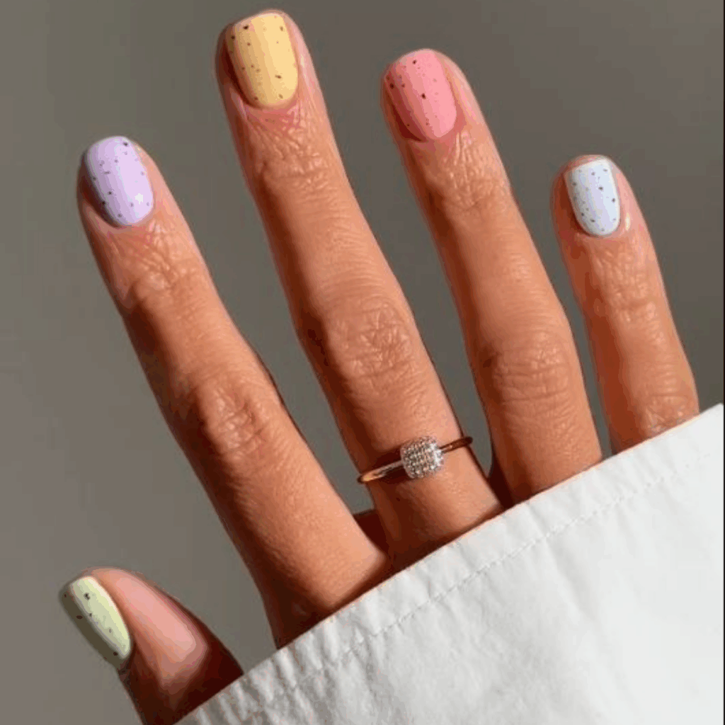 Nail art pastel