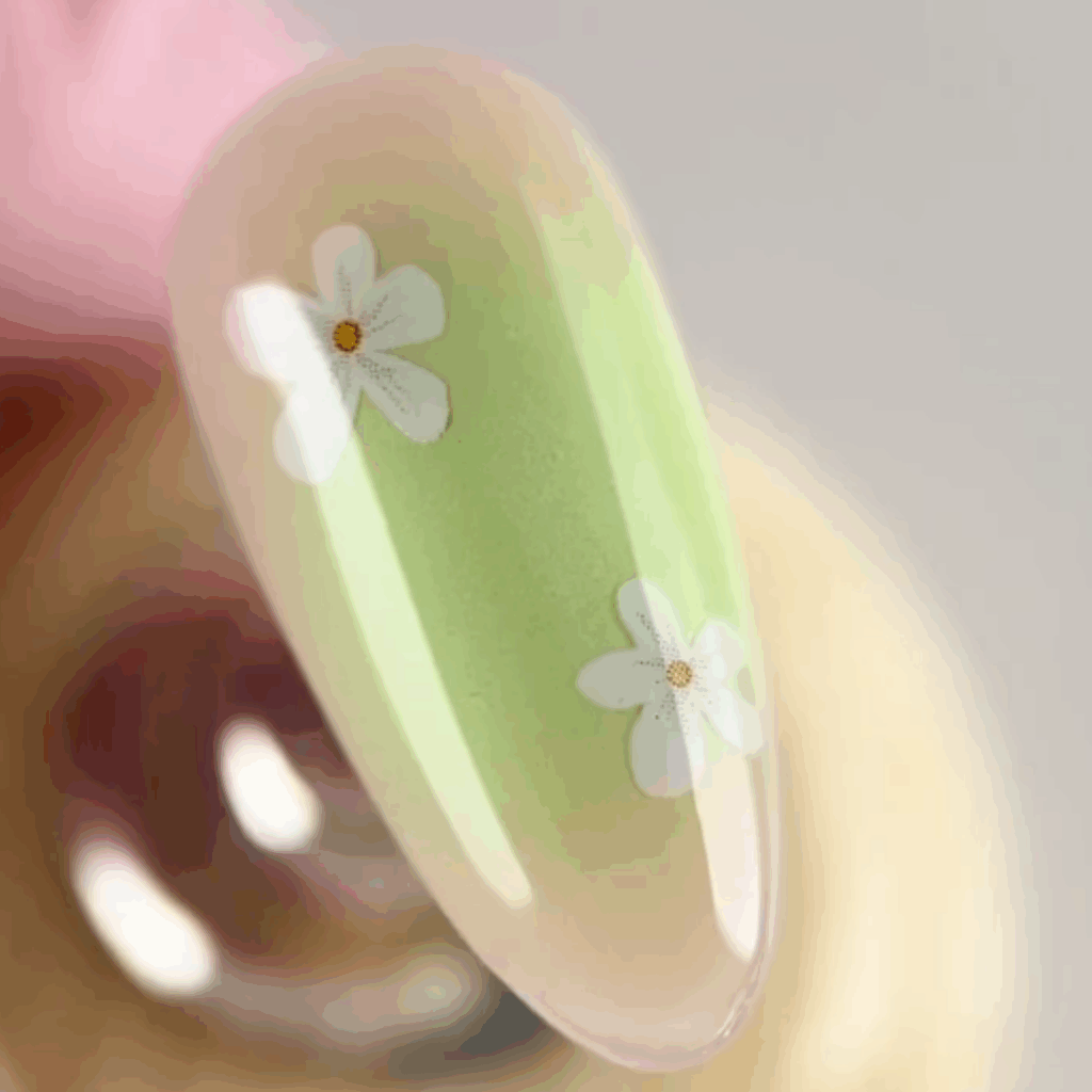 Aura Nails avec motifs fleurs, tendances ongles nail art été 2025