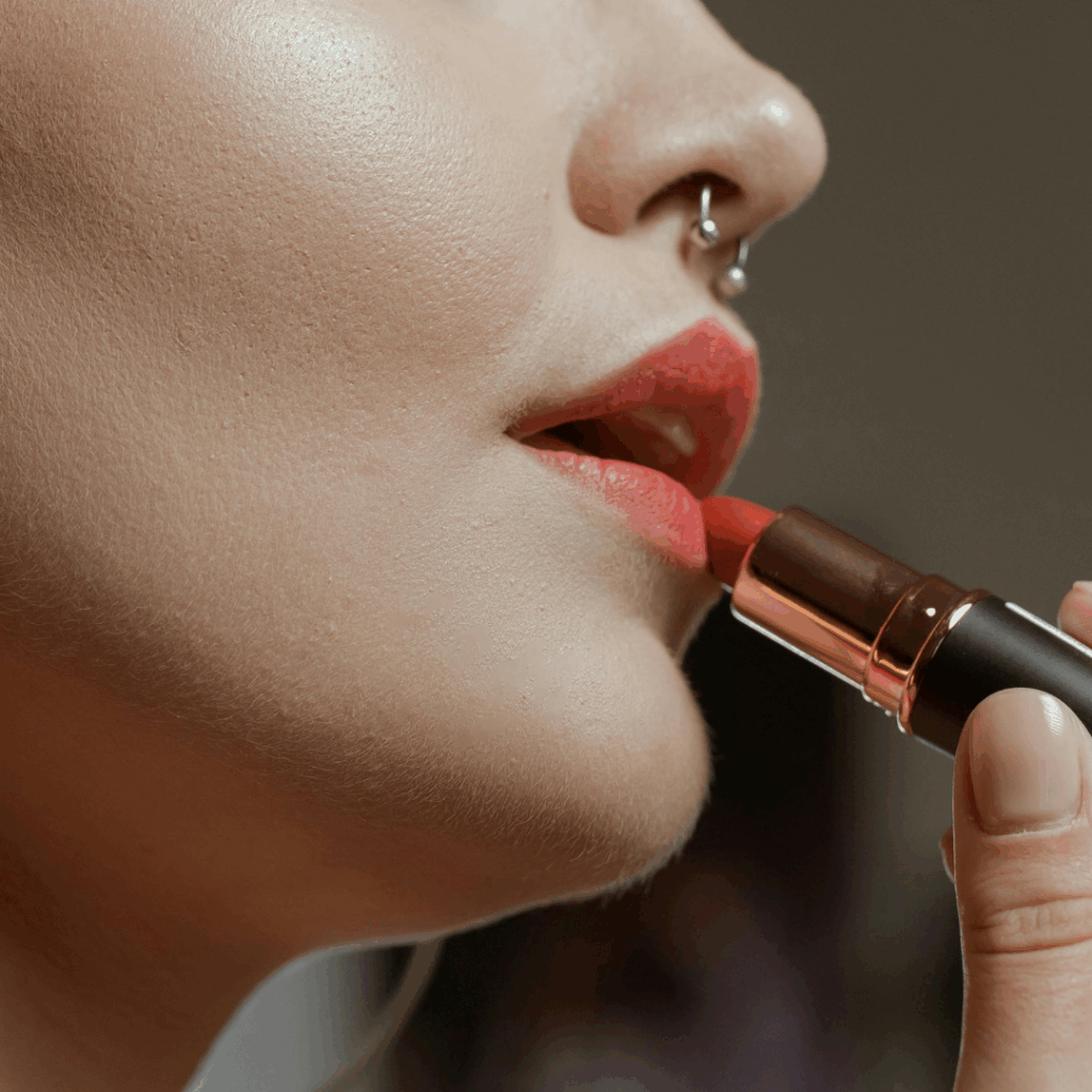 Un rouge à lèvre frais et qui tient tout au long du mariage