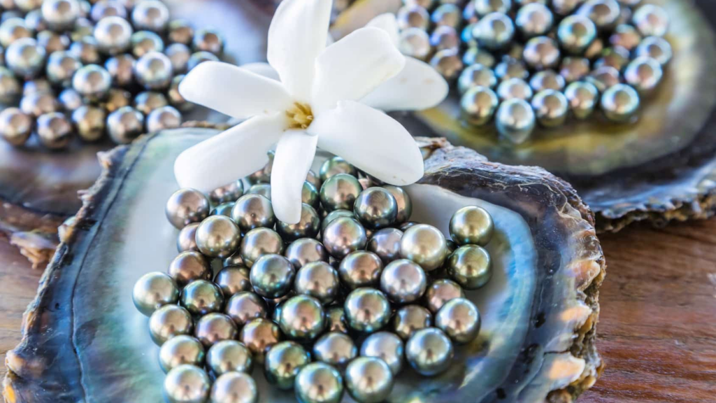 perle noire de tahiti