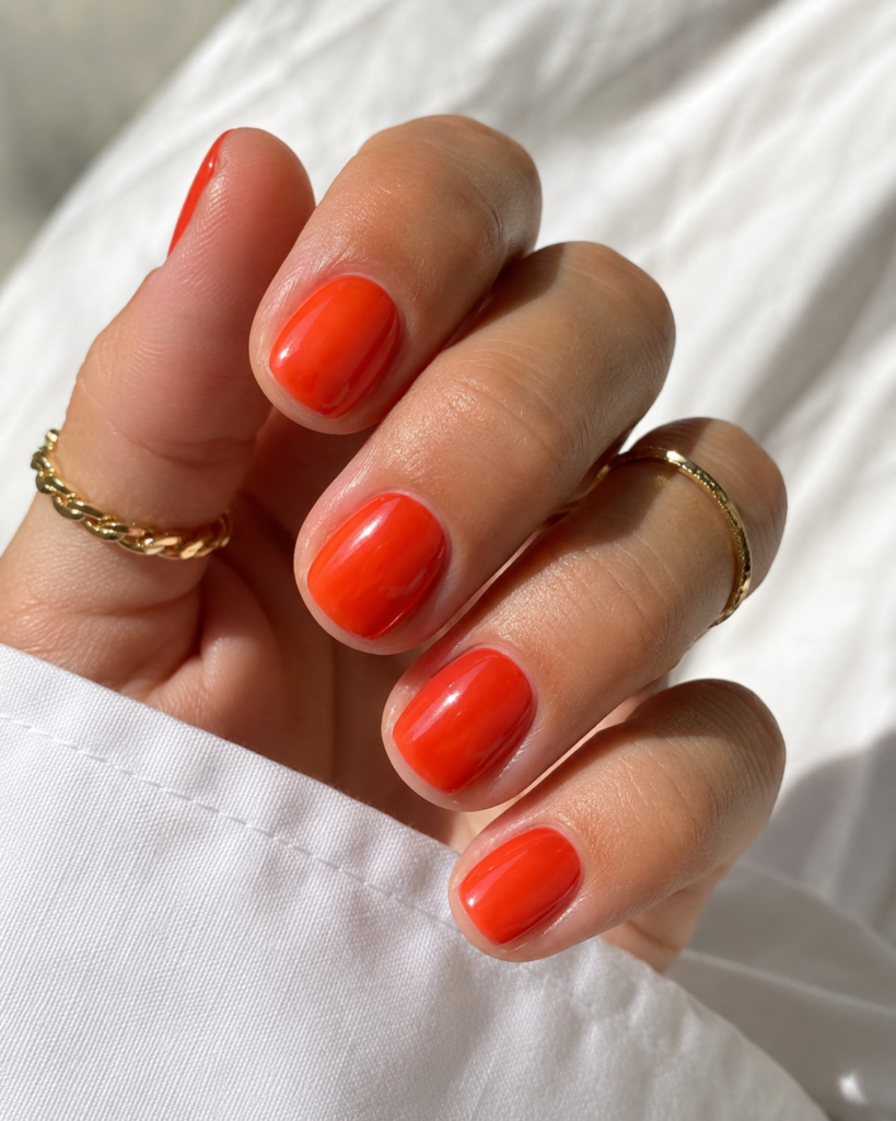 Ongles courts : le top 10 des tendances onglerie pour l’été 2026